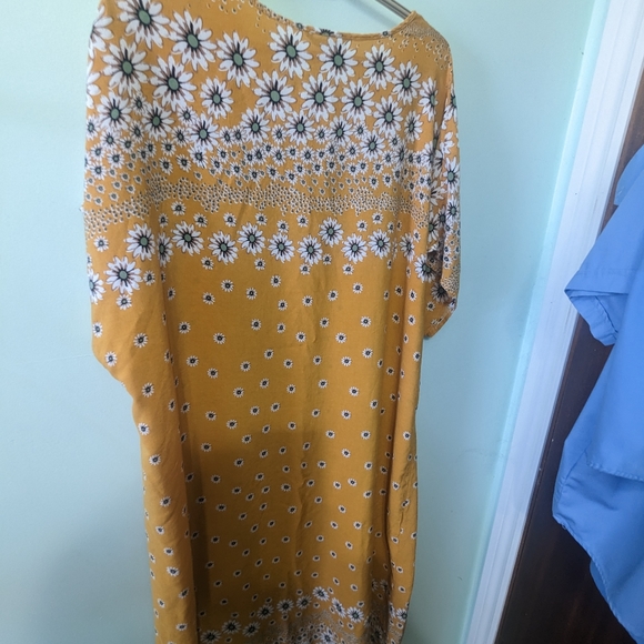Daisy design kaftan dress - Picture 3 of 3